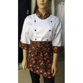 Avental Saia Curto Flores Avental Saia Curto Flores